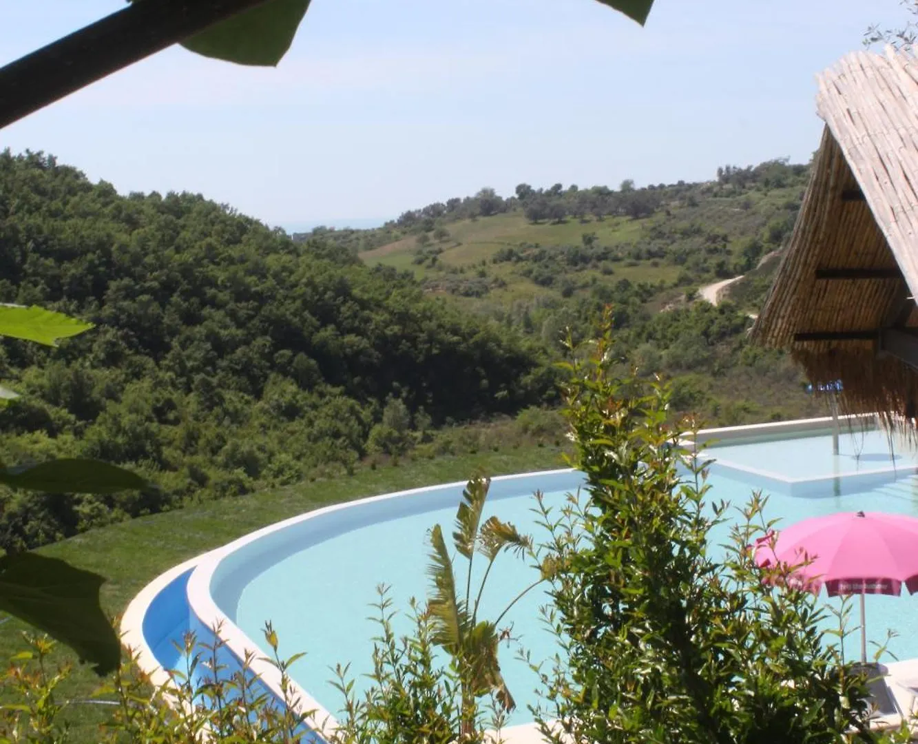 Hotel Bujtina Ajazi Golem  Golem (Tirana)